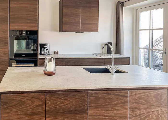 Cozy In With Wifi ブロックフス